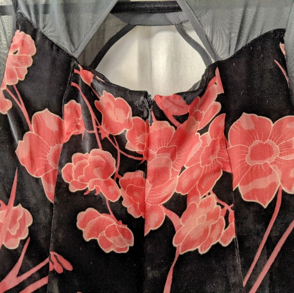 BCBG- Generation Floral Burnout Mini w/Tags sz 6 - Picture 9 of 12